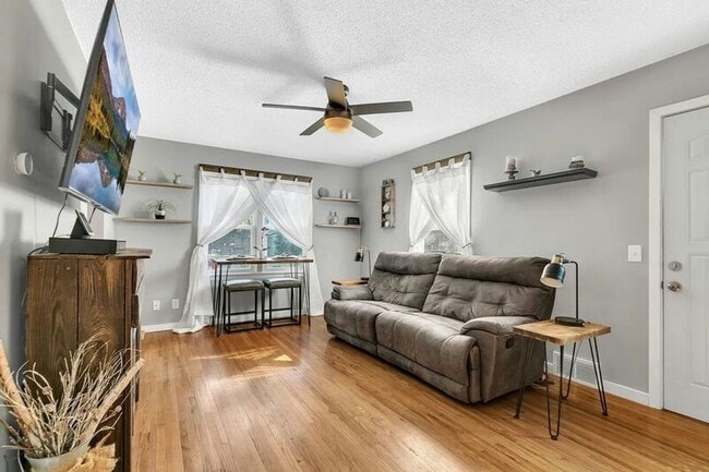 401 7th Ave S in Buffalo, MN - Building Photo - Building Photo