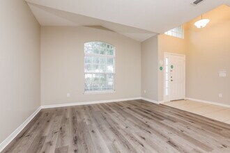 436 Casa Marina Pl in Sanford, FL - Building Photo - Building Photo