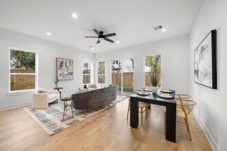 309 E 43rd St in Houston, TX - Building Photo - Building Photo