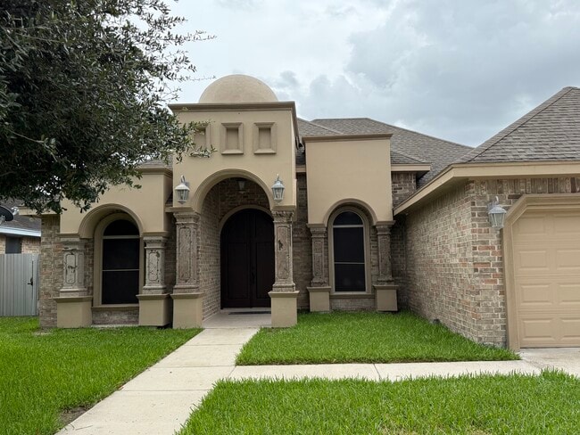 property at 2709 Northgate Ln