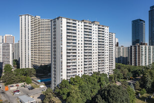 Wellesley Parliament Square Apartments