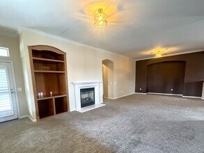 9900 Wilbur May Pkwy in Reno, NV - Building Photo - Building Photo