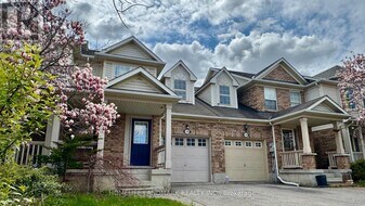 408 Baverstock Crescent in Milton, ON - Building Photo