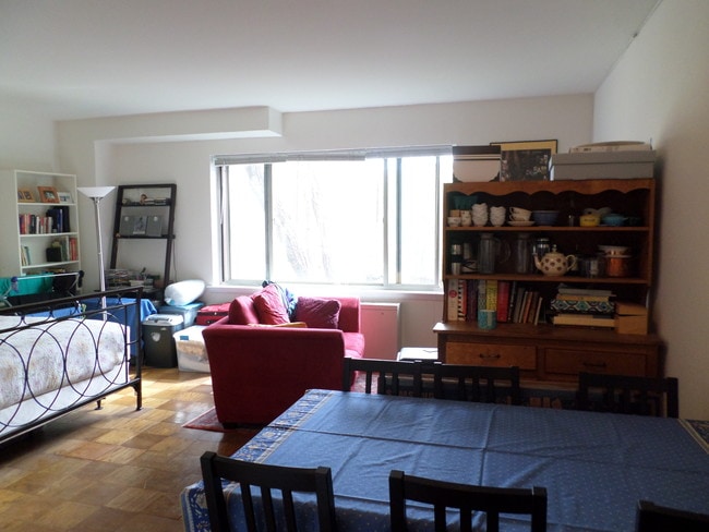 property at 2755 Ordway St NW