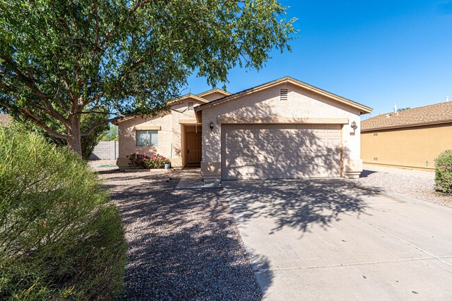 1158 E Silversmith Trail in San Tan Valley, AZ - Building Photo - Building Photo