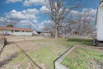 1435 Willowbrook Dr in Florissant, MO - Building Photo - Building Photo