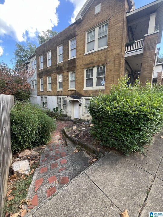 905 40th St S in Birmingham, AL - Building Photo