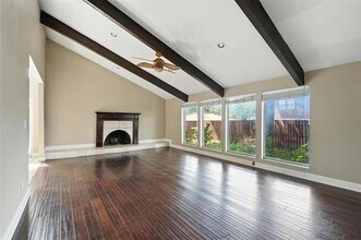 2411 Meadow Creek Dr in Carrollton, TX - Building Photo - Building Photo