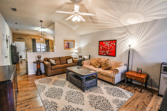 6924 95th St in Lubbock, TX - Building Photo - Building Photo