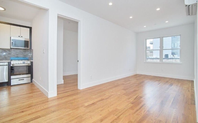29 Marcus Garvey Blvd-Unit -3R in Brooklyn, NY - Building Photo