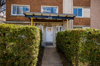 3110 Van Horne Av in Montréal, QC - Building Photo - Building Photo