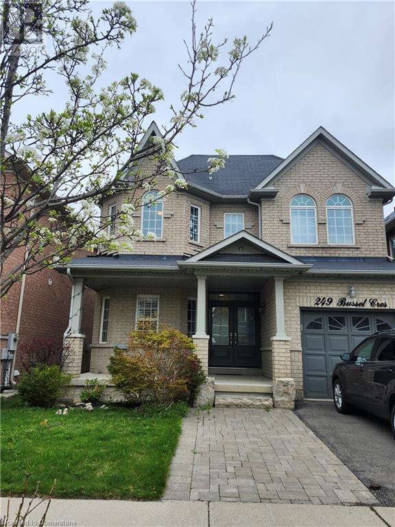 249 Bussel Crescent