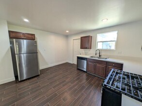 421 Pine St in Sterling, CO - Building Photo - Building Photo