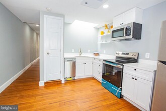 2617 13th St NW in Washington, DC - Building Photo - Building Photo