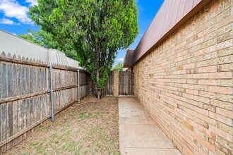 3707 53rd St in Lubbock, TX - Building Photo - Building Photo