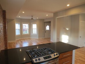 4415 Franklin Blvd, Unit B in Cleveland, OH - Building Photo - Building Photo