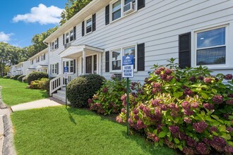 Fox Hill Commons in Vernon Rockville, CT - Building Photo - Building Photo