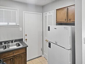 3572 Carnes Ave in Memphis, TN - Building Photo - Building Photo