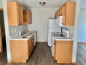 5309 Deer Valley Dr, Unit A in Jefferson City, MO - Foto de edificio - Building Photo