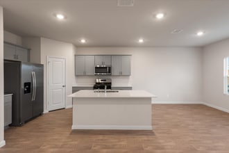 112 New Albany Ln in San Marcos, TX - Building Photo - Building Photo