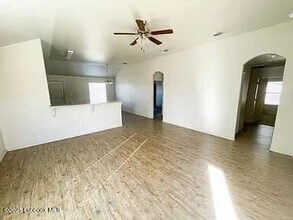 1014 Donald Preston Dr in Wolfforth, TX - Building Photo - Building Photo