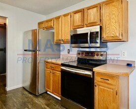 28977 Simmons Rd in Perrysburg, OH - Building Photo - Building Photo