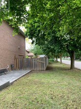 46 Somerset Crescent in Richmond Hill, ON - Building Photo - Building Photo