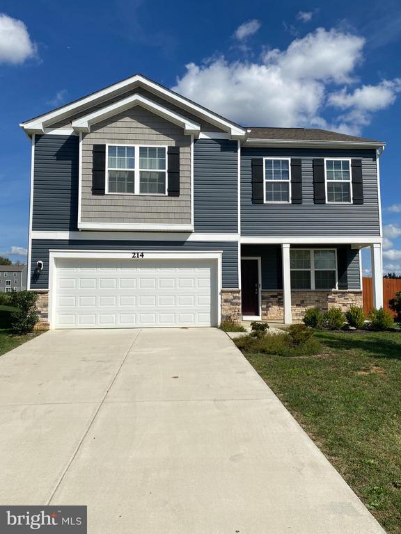 214 Gumspring Dr in Charles Town, WV - Building Photo - Building Photo