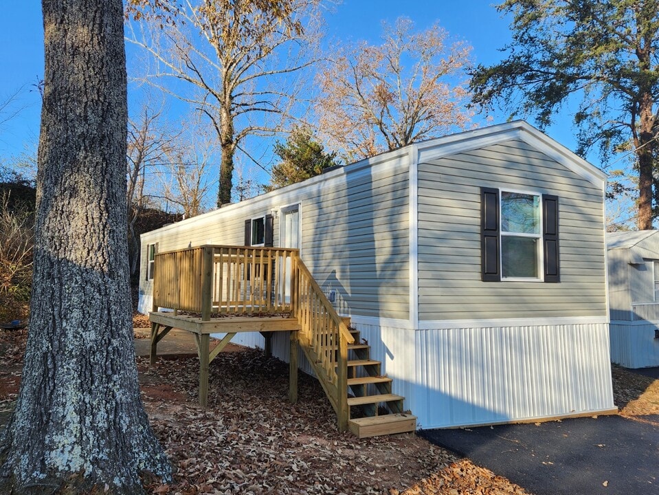 2408 Park Edge Way in Knoxville, TN - Building Photo