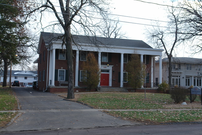 1243 34th St in Des Moines, IA - Building Photo - Building Photo