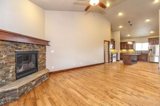 744 Capricorn Ct in Loveland, CO - Building Photo - Building Photo