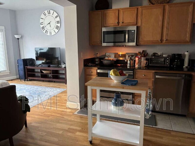 property at 1714 NW Couch St