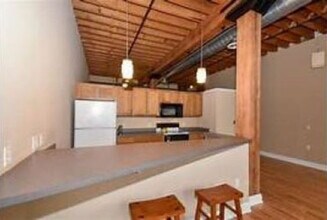 141 N Water St, Unit #46 in Milwaukee, WI - Foto de edificio - Building Photo