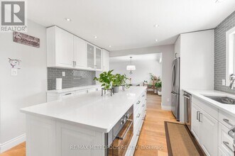 57 Calder Crescent in Whitby, ON - Building Photo - Building Photo