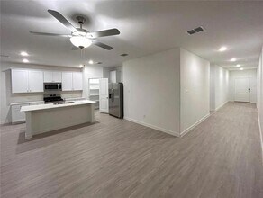 7013 English Elm Trl in McKinney, TX - Building Photo - Building Photo