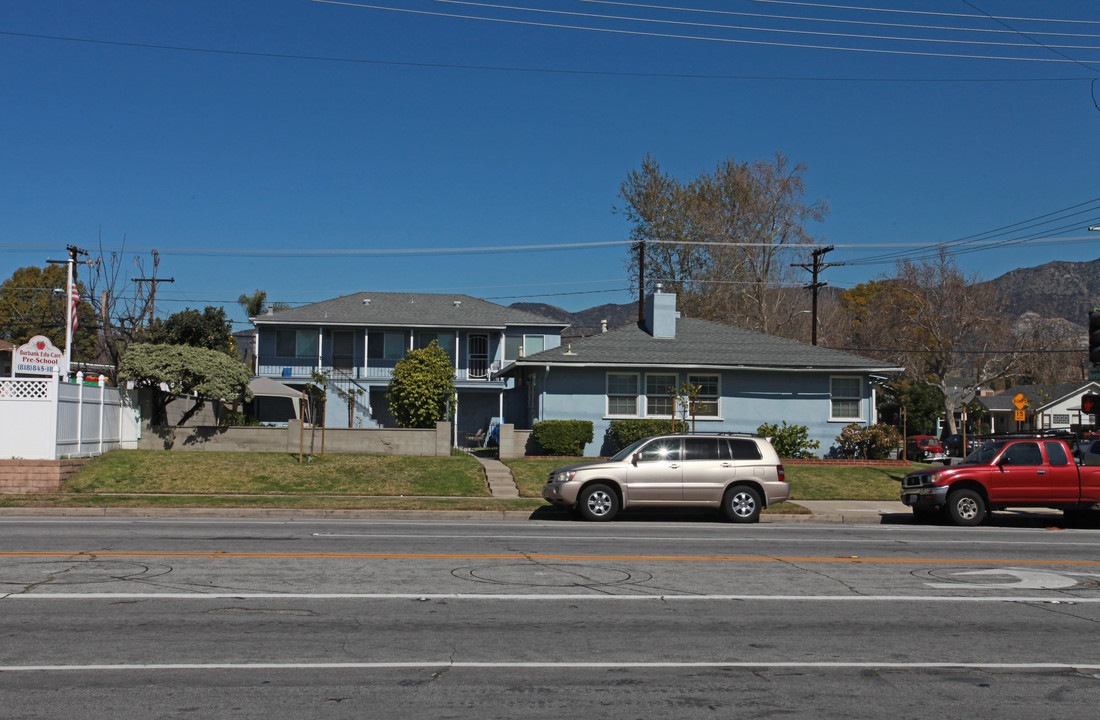 1701 W Victory Blvd in Burbank, CA - Building Photo