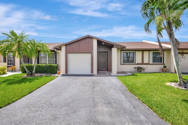 15792 Philodendron Cir