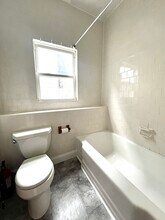 22 Winslow Rd, Unit #2 in Brookline, MA - Building Photo - Building Photo