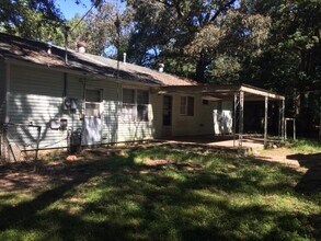 1404-1401 Druid Dr in Mobile, AL - Foto de edificio - Building Photo
