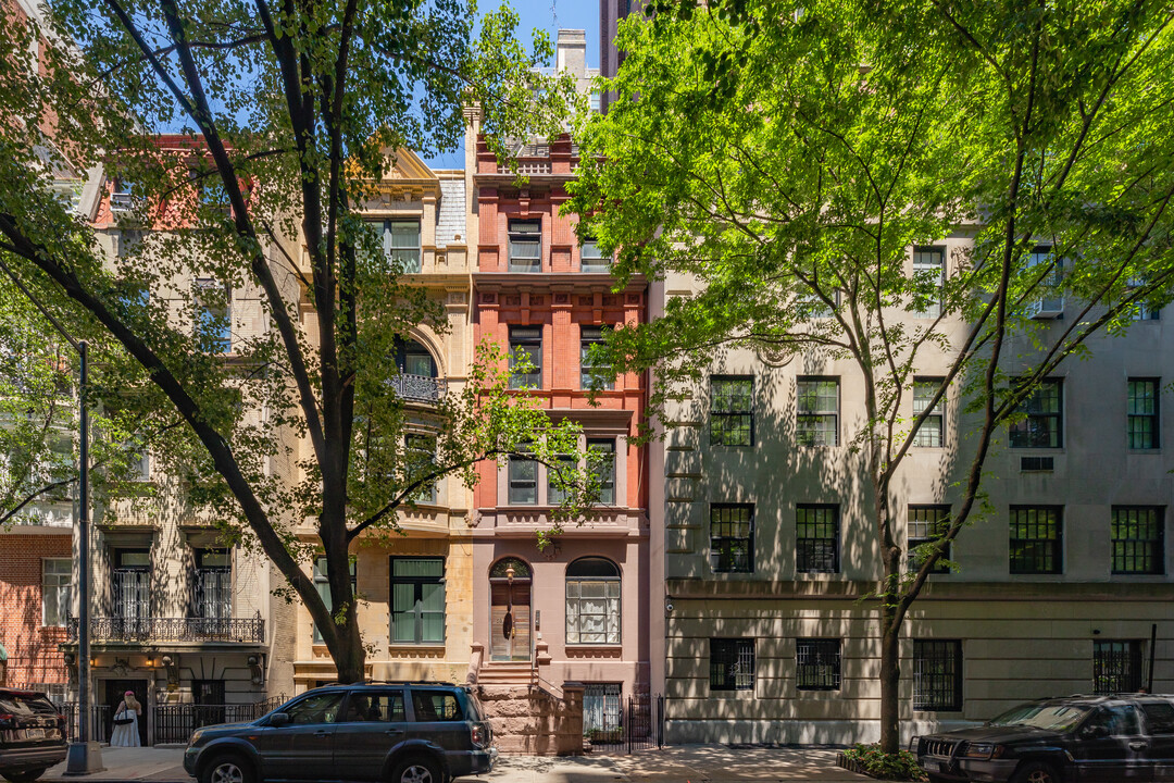 59 E 73rd St in New York, NY - Foto de edificio