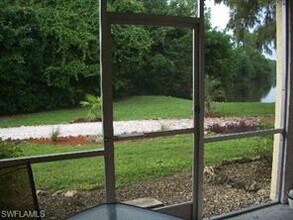 1001 Foxfire Ln-Unit -106 in Naples, FL - Building Photo - Building Photo