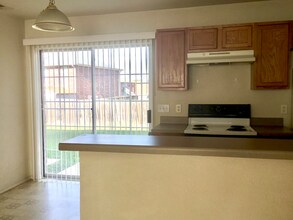 5806 Redstone Dr in Killeen, TX - Foto de edificio - Building Photo