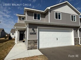 18080 Walnut Circle in Big Lake, MN - Building Photo