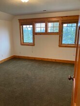 18319 E Riverway Ave in Spokane Valley, WA - Foto de edificio - Building Photo