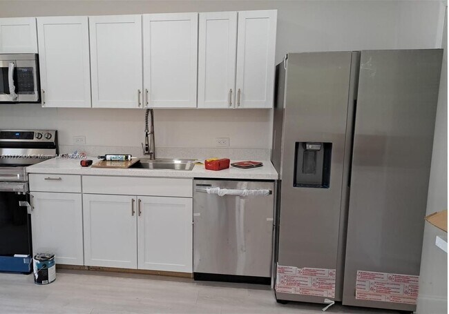 property at 721 NE 142nd St