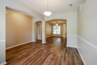 304 Carolina Jasmine Ln in Jacksonville, FL - Building Photo - Building Photo