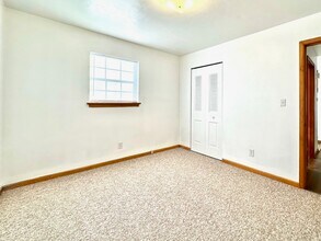 701 Commander Dr in Roanoke, VA - Foto de edificio - Building Photo