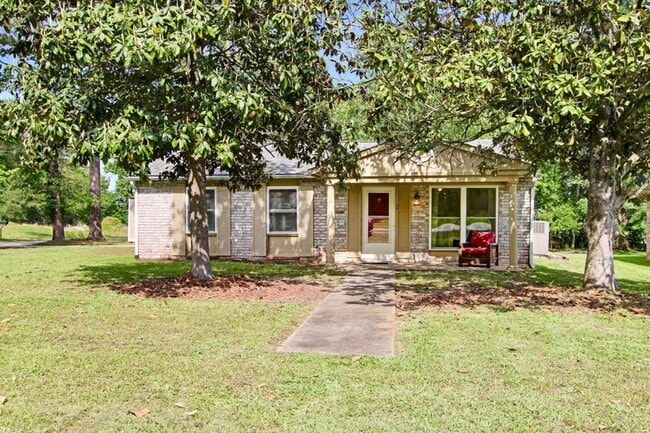 property at 1201 S 10th St