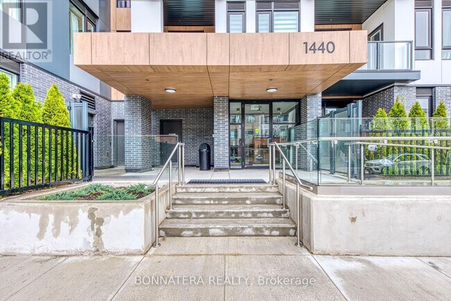 613-1440 CLARRIAGE Ct in Milton, ON - Building Photo - Building Photo