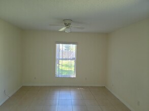 790 SW Hibiscus St in Port St. Lucie, FL - Building Photo - Building Photo